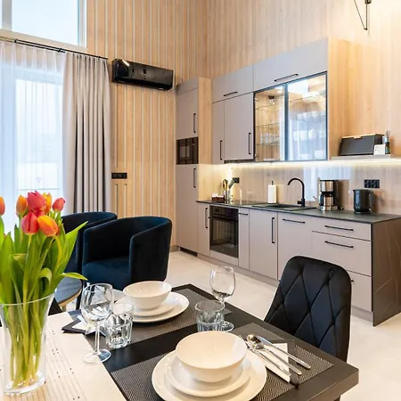 アパート Hillside, Sun & Snow カルパッチ