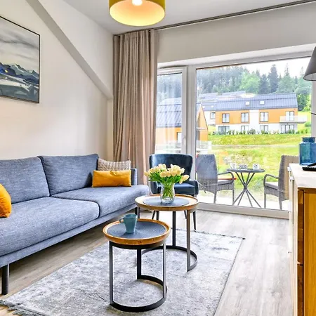 Hillside, Sun & Snow * 카르파츠