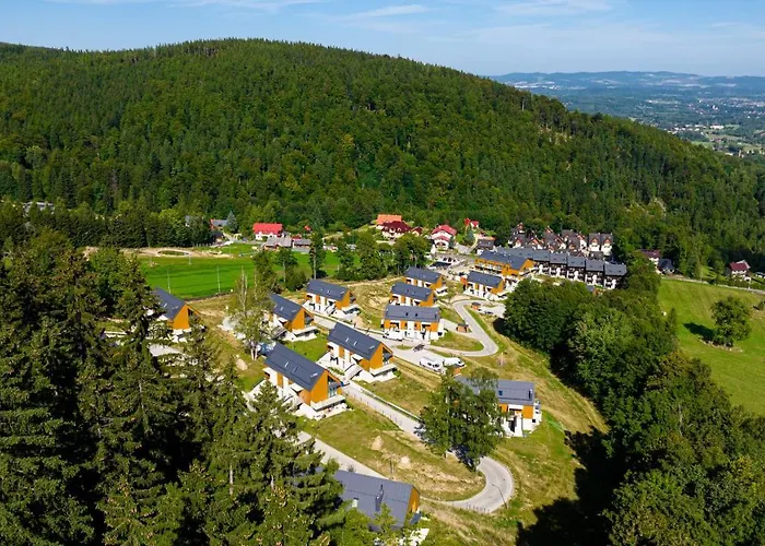 Hillside, Sun & Snow Karpacz