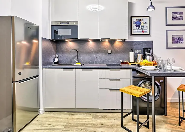 Hillside, Sun & Snow